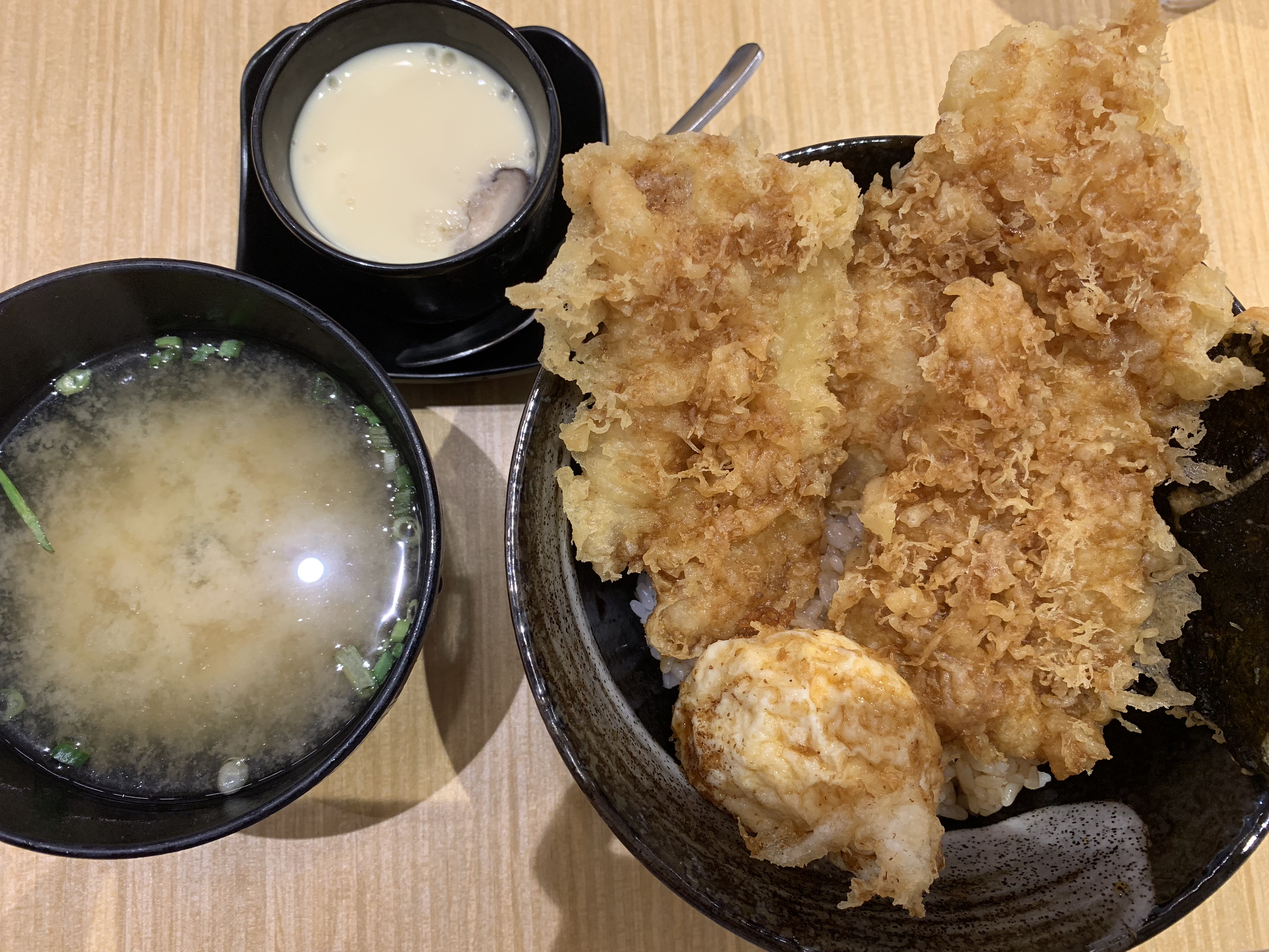 下町天丼 秋光 ドビーゴート ちょっぴり期待外れな天丼 ケチ男とグル女のシンガポール駐在記